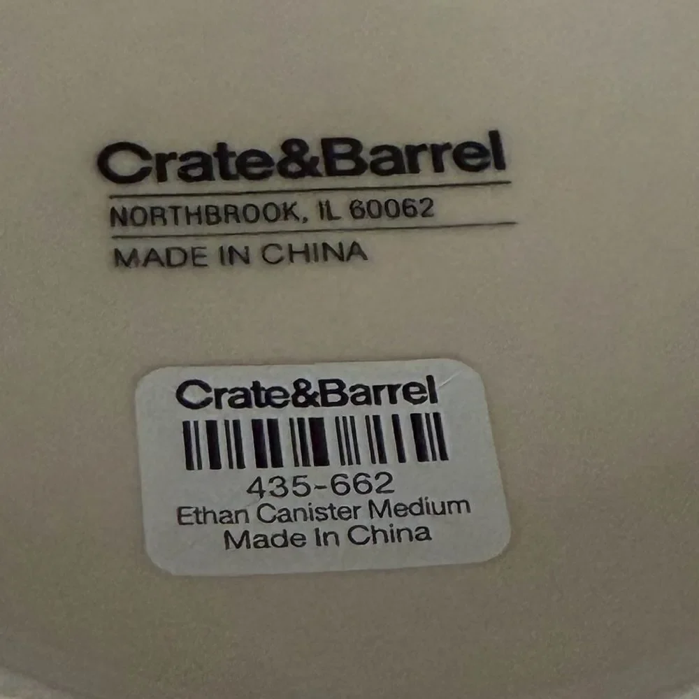 Crate & Barrel Ethan Medium Ceramic Canister in Cream. New!